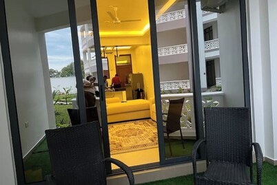 Cozy Beachfront 1bed with Garden/Sea/PoolView