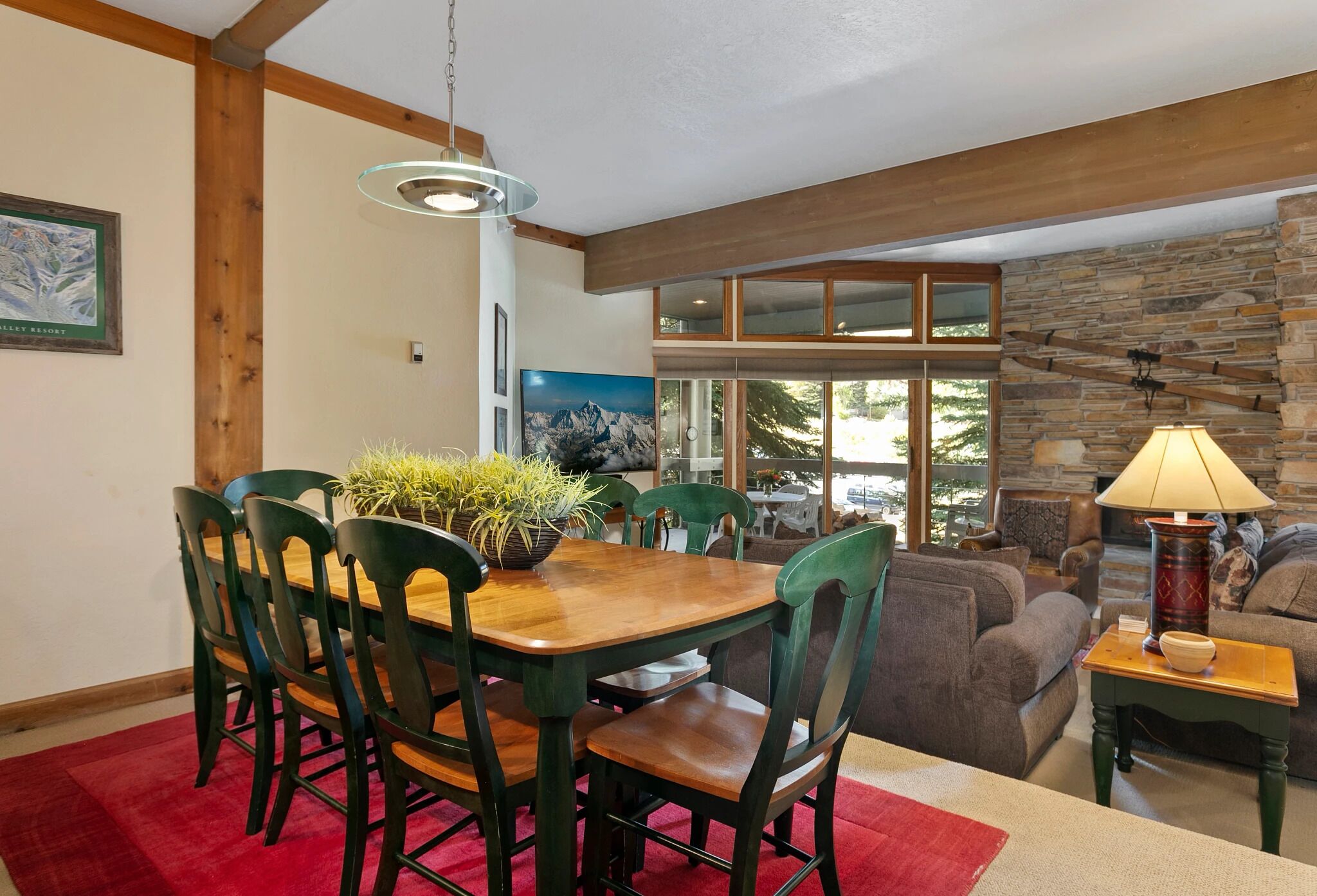 Condo, 2 phòng ngủ | Khu ăn uống