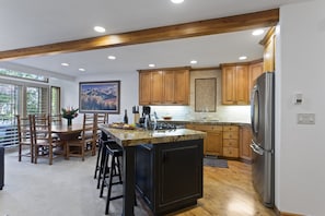 Private kitchen - Deer Lake Village at Deer Valley Resort - Two Bedroom Condo with Hot Tub #2426 2 Condo (Park City)