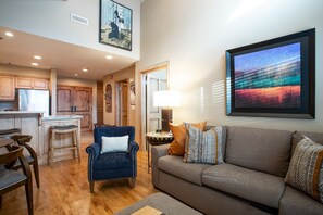 Condo, 1 Bedroom | Living area | Smart TV