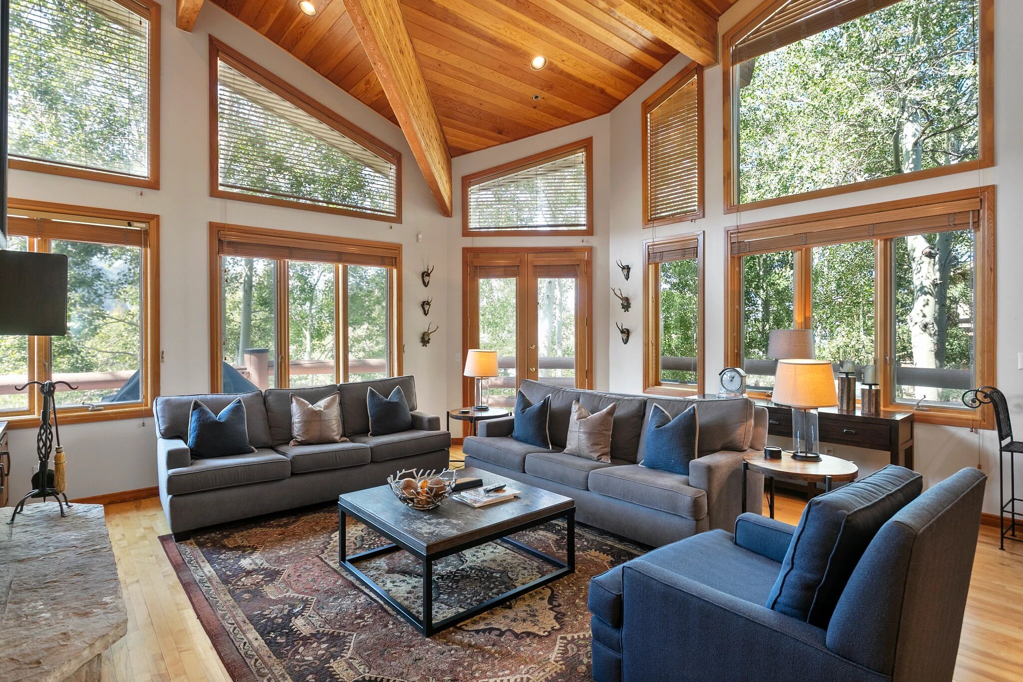 Condo, 3 Bedrooms | Living area | Smart TV