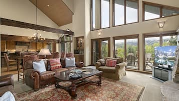 House, Multiple Bedrooms | Living area | Smart TV