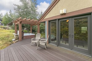 ハウス ベッドルーム (複数) | 屋外スパ浴槽