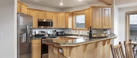 Kondominium, 3 kamar tidur | Dapur pribadi | Lemari es, oven, mesin pembuat kopi/teh, dan pemanggang roti