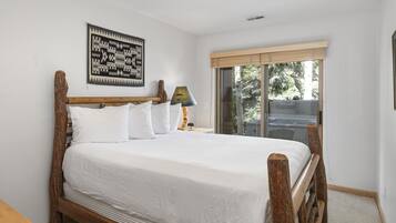 3 bedrooms, iron/ironing board, free WiFi