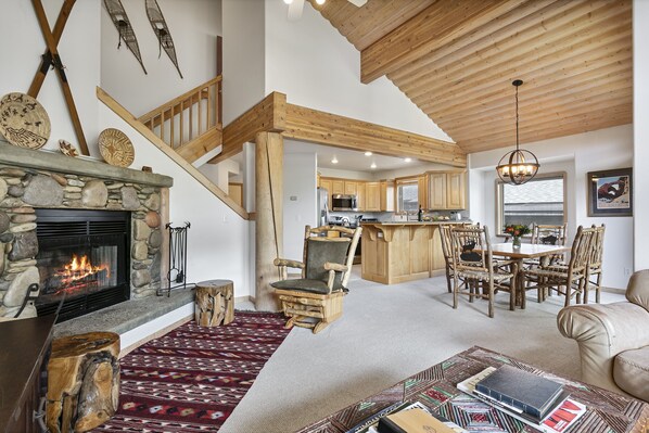 Condo, 3 Bedrooms | Living area | Smart TV - Boulder Creek at Deer Valley Resort - Three Bedroom Condo with Hot Tub #1119 3 Condo (Park City)