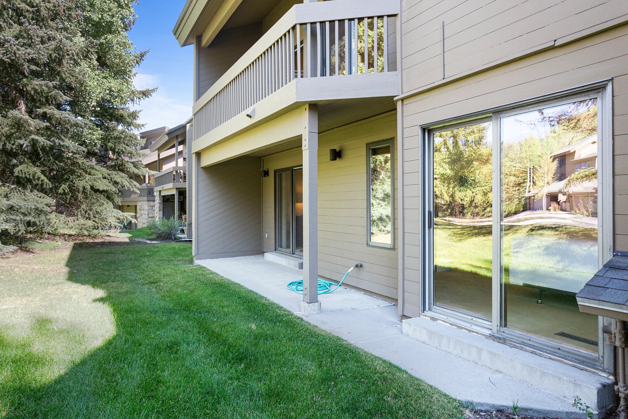 Condo, 2 Bedrooms | Exterior