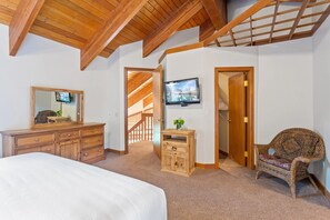 Condo, 4 Bedrooms | 4 bedrooms, iron/ironing board, free WiFi - Pinnacle at Deer Valley Resort - Four Bedroom Condo with Hot Tub #1470 4 Condo (Park City)