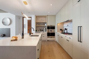 Condo, 3 Bedrooms | Private kitchen | Fridge, oven, coffee/tea maker, toaster - Argent at Deer Valley Resort - Three Bedroom Deluxe #405 3 Condo (Park City)