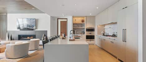 Condo, 3 habitaciones | Cocina privada | Refrigerador, horno, cafetera y tetera y tostadora