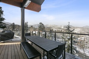 Condo, 6 Bedrooms | Outdoor dining