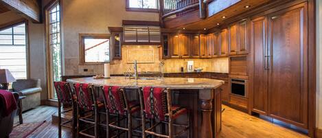 Appartamento, 4 camere da letto | Interni