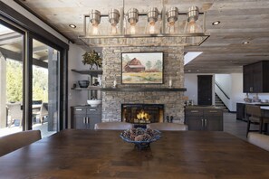 Dining - Spanish Peaks Ski-In/Out | Hot Tub + Firepit (Big Sky)