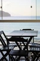 Apartamento Confort, vistas parciales al mar | Vistas al mar