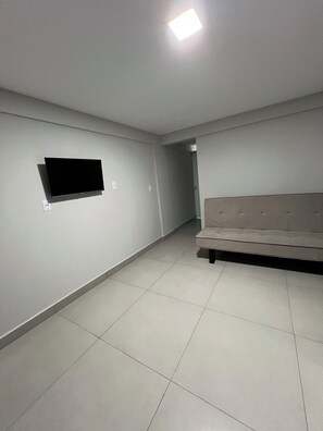 Premium Apartment, Partial Ocean View | In-room safe, free WiFi, bed sheets