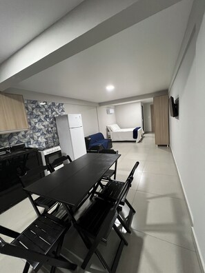 In-room safe, free WiFi, bed sheets