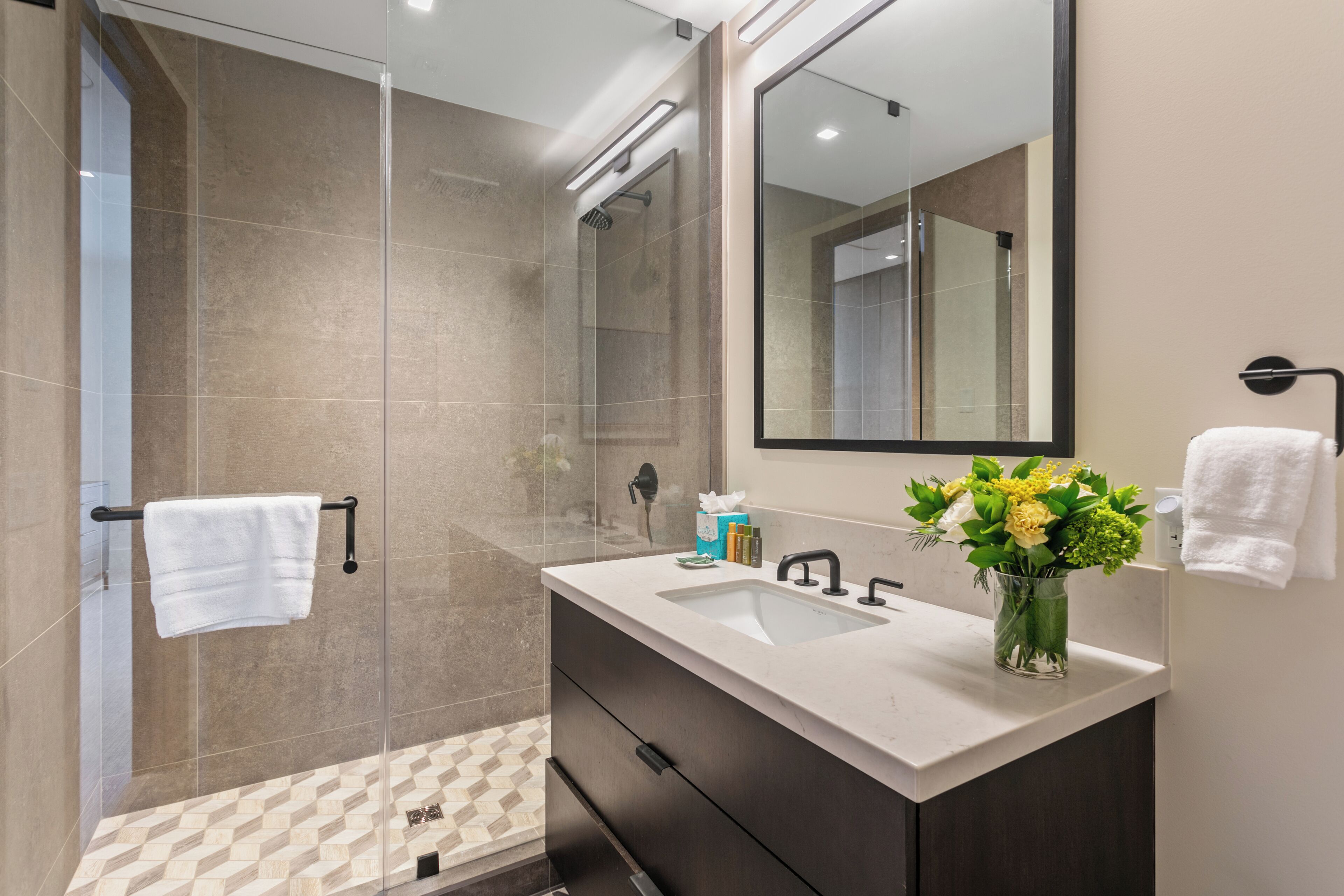 スタジオ | バスルーム | タオル、シャンプー