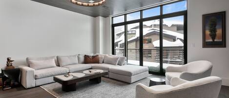 Appartement, 3 slaapkamers | Woonruimte | Smart-tv