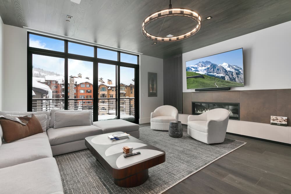 Argent at Deer Valley Resort - Three Bedroom Deluxe #504 3 Condo