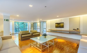 Basic Apartment | Interior