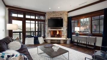 Apartment, 2 Schlafzimmer | Wohnbereich | Smart-TV