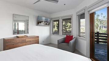 Condo, 2 Bedrooms | 2 bedrooms, iron/ironing board, free WiFi