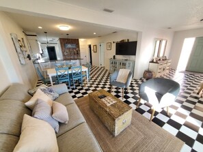 Nhà, 3 phòng ngủ | Khu phòng khách