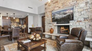 Kondominium, 2 kamar tidur | Interior