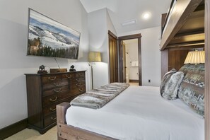 Condo, 2 Bedrooms | 2 bedrooms, iron/ironing board, free WiFi