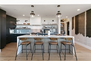 Kondominium, 5 kamar tidur | Dapur pribadi | Lemari es, oven, mesin pembuat kopi/teh, dan pemanggang roti