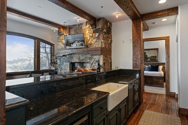 Condo, 3 habitaciones | Interior