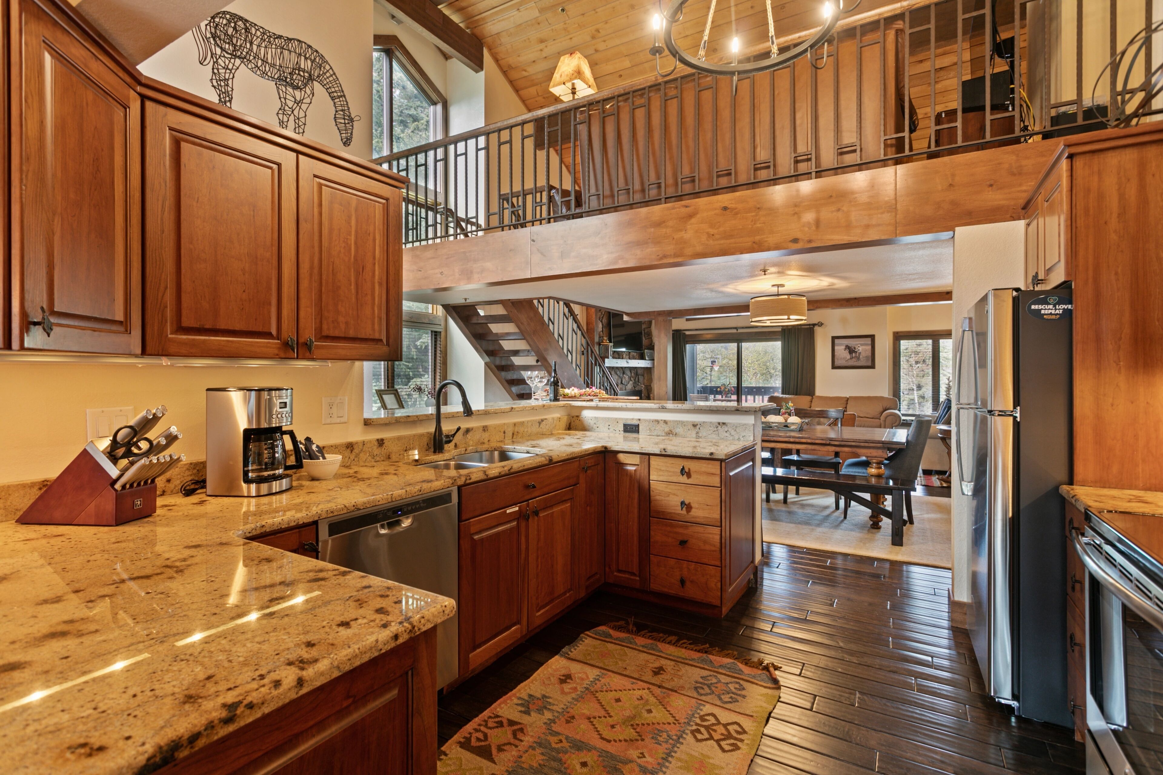 คอนโด, 3 ห้องนอน | ครัวส่วนตัว | ตู้เย็น, เตาอบ, เครื่องชงกาแฟ/ชา, เตาปิ้งขนมปัง