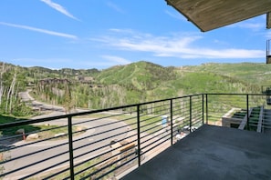 Condo, 3 Bedrooms | Property grounds - 203 - Three Bedroom Condo Deluxe One Empire Pass by Deer Valley Resort (Park City)