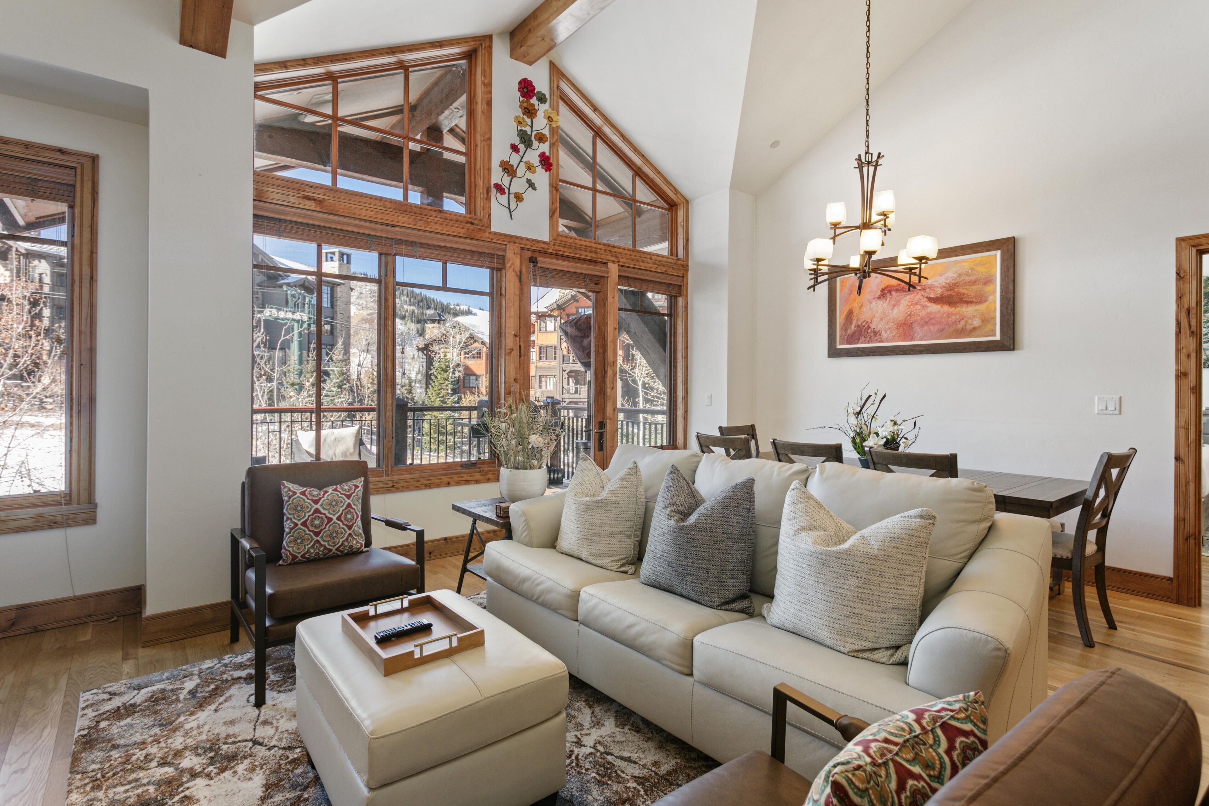 Condo, 3 Bedrooms | Living area