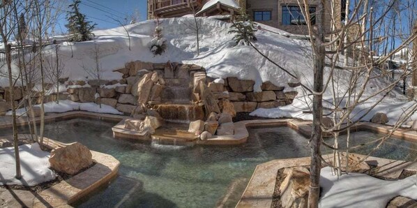 Condo, 3 Bedrooms | Pool