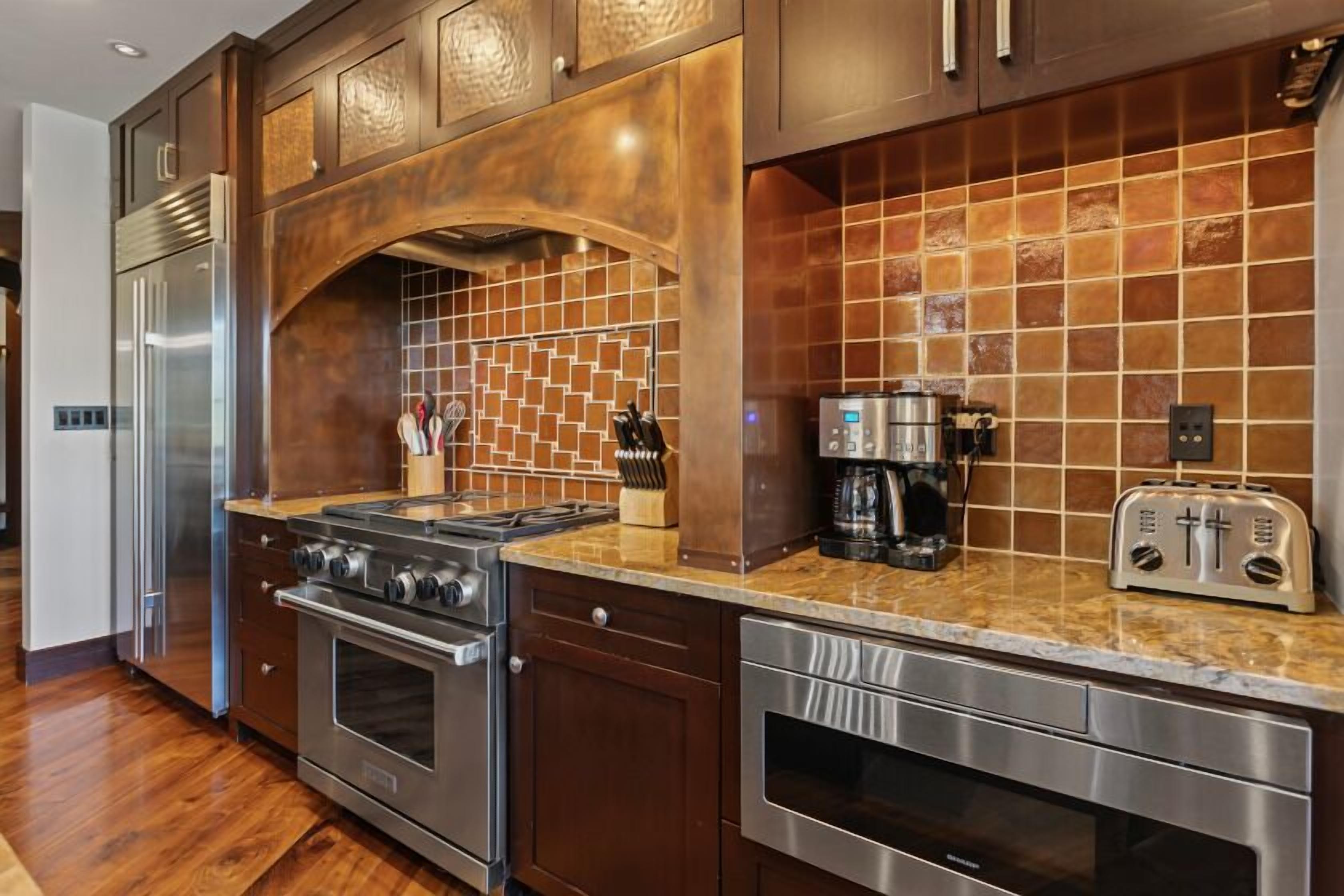 Condo, 3 habitaciones | Cocina privada | Refrigerador, horno, cafetera y tetera y tostadora 