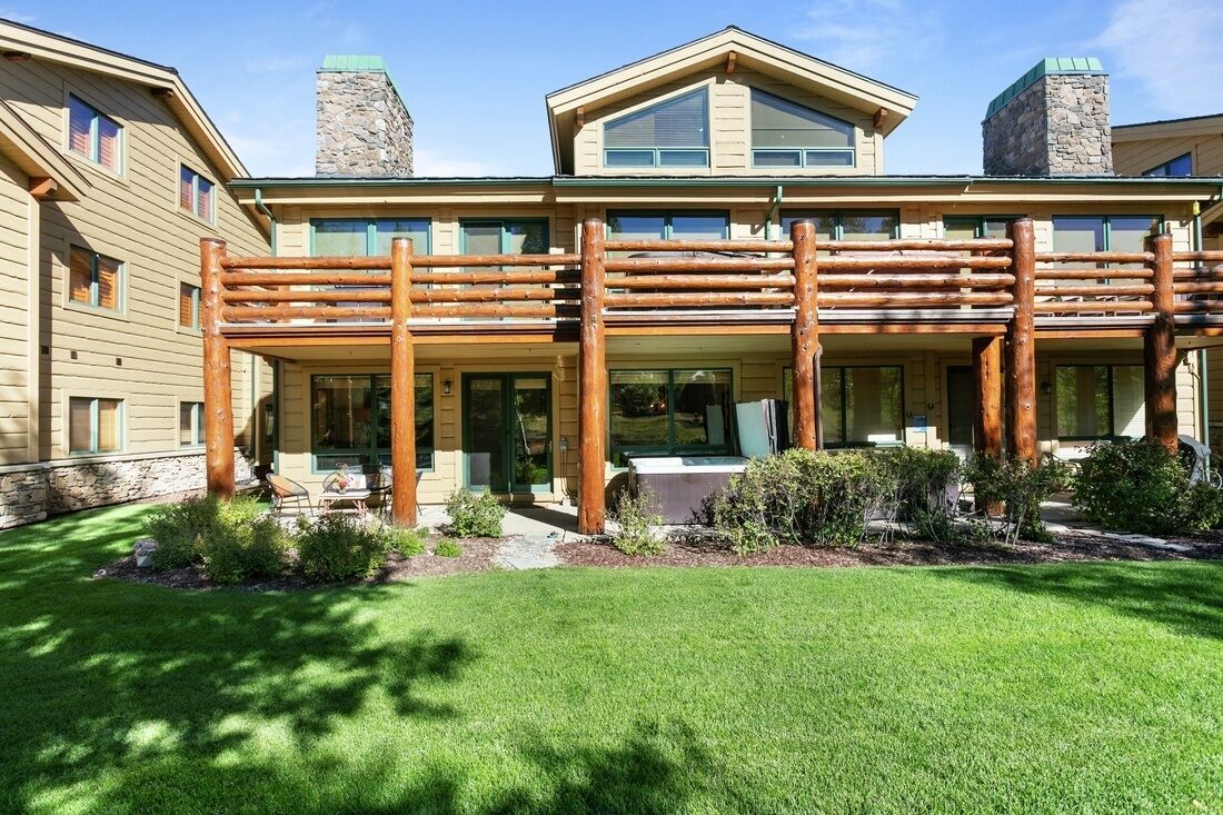 Condo, 3 phòng ngủ | Ngoại thất