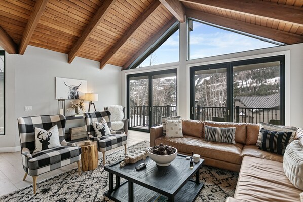 Condo, 4 Bedrooms | Living area | Smart TV - 1207 - Four Bedroom with Spa Pinnacle 4 Condo (Park City)
