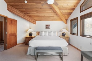 Condo, 3 Bedrooms