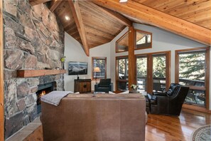 Appart'hôtel, 3 chambres | Coin séjour