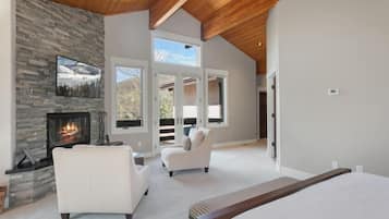 Casa, 5 quartos | 5 quartos, espaço de trabalho para notebook