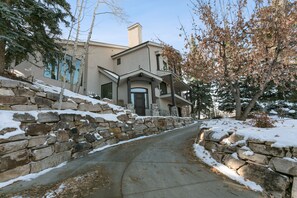 House, 4 Bedrooms | Exterior