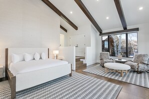 House, 4 Bedrooms | 4 bedrooms, iron/ironing board, free WiFi
