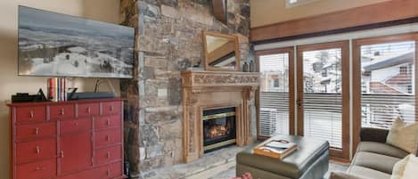 Condo, 1 Bedroom | Living area | Smart TV