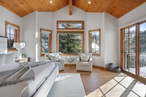 House, 5 Bedrooms