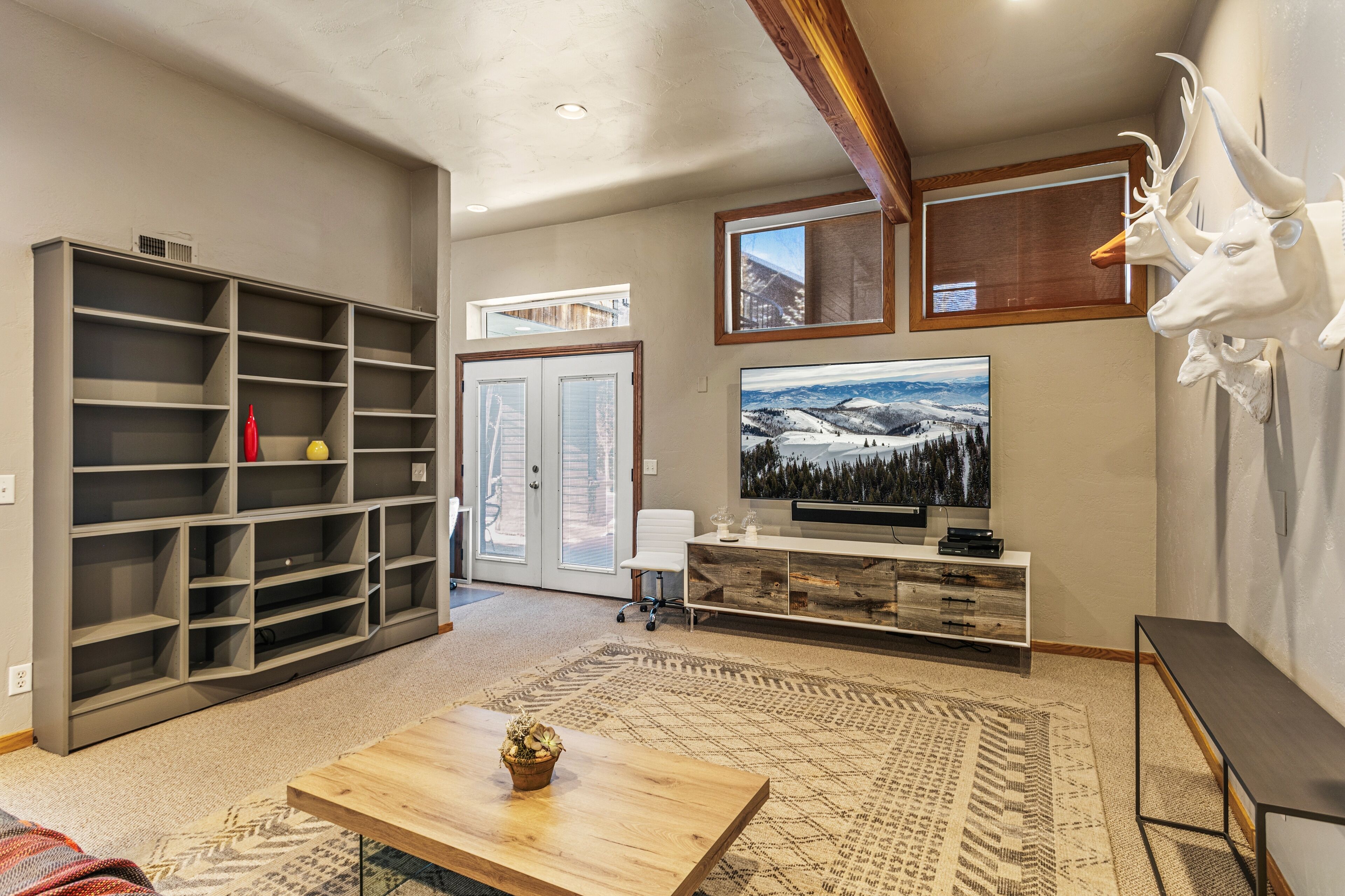 Bloc d'apartaments, 4 dormitoris | Interior