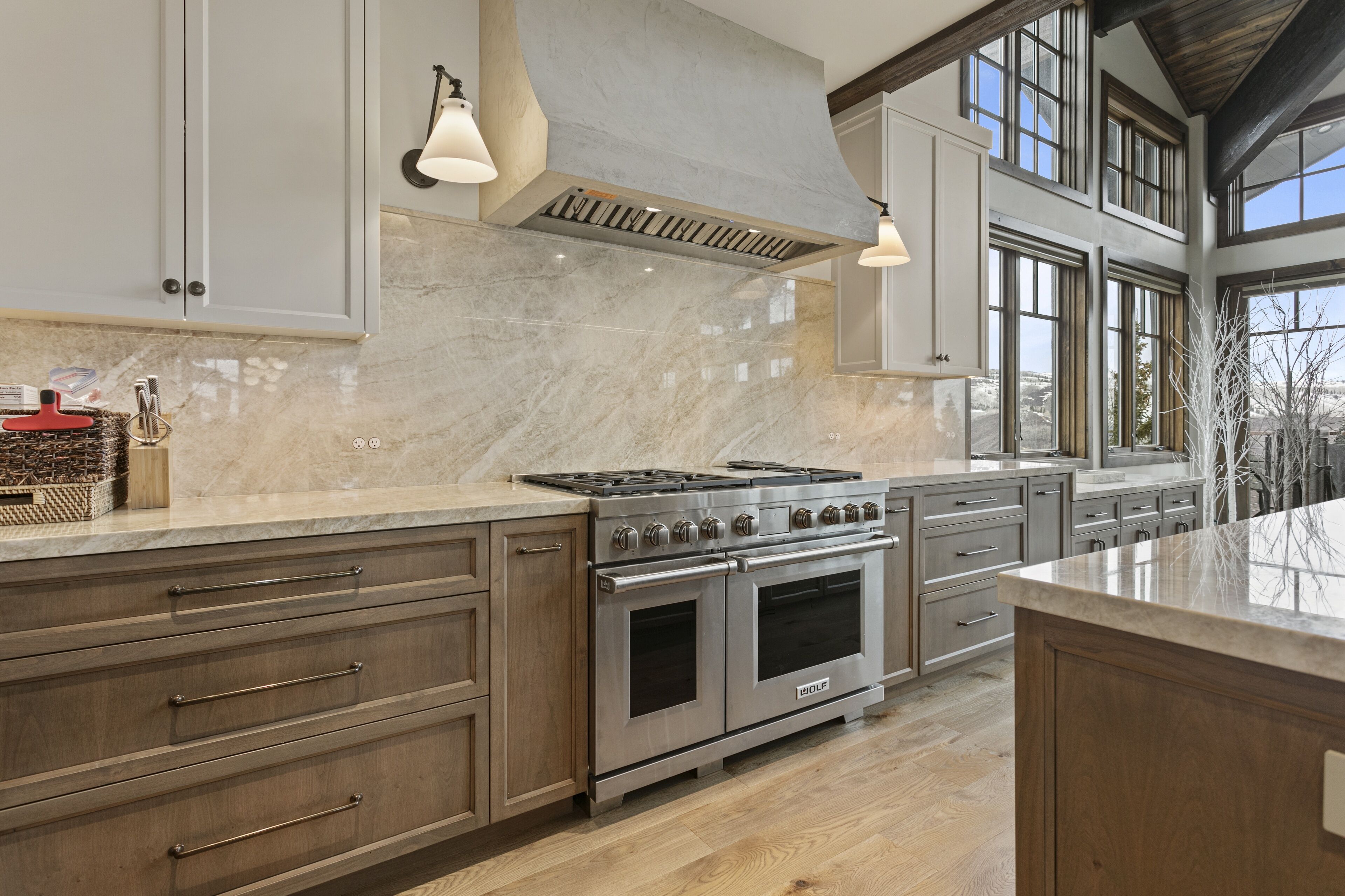 Condo, 3 Bedrooms | Private kitchen | Fridge, oven, coffee/tea maker, toaster