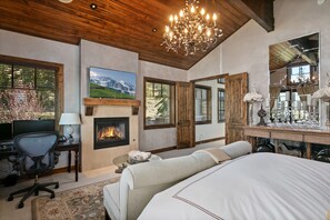 Condo, 3 Bedrooms | 3 bedrooms, iron/ironing board, free WiFi - 10 - Three Bedroom with Spa Stag Lodge 3 Condo (Park City)