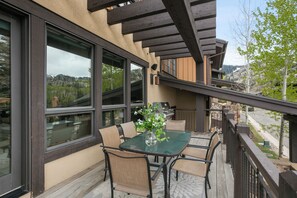 Condo, 4 Bedrooms | Outdoor dining