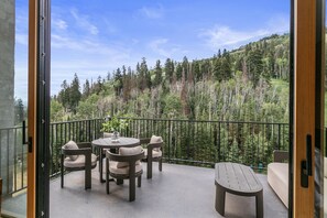 Condo, 3 Bedrooms | Outdoor dining